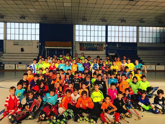 Participants del Campus Voltregà reunits al pavelló, l’any 2019